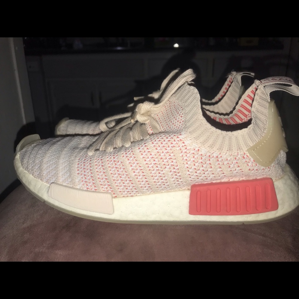 ADIDAS NMD R1 SHOES - Picture 3 of 4